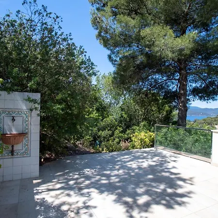 Holiday home E Valle Incantata - Goelba