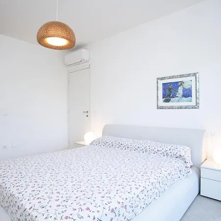 Holiday home E Valle Incantata - Goelba *