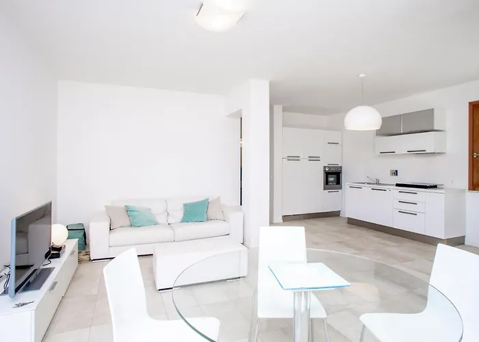 E Valle Incantata - Goelba 카폴리베리